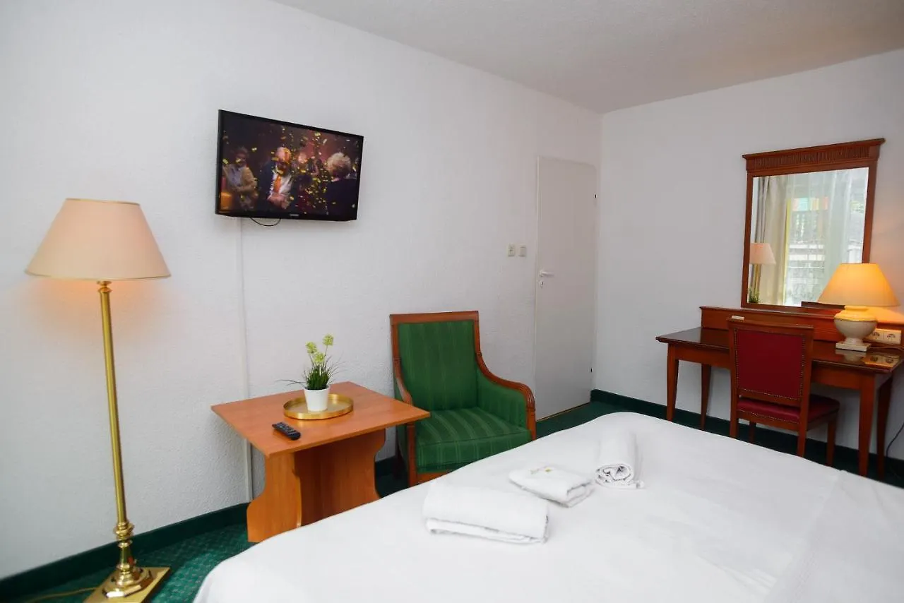 Krolowa Sniegu Karpacz Bed & Breakfast